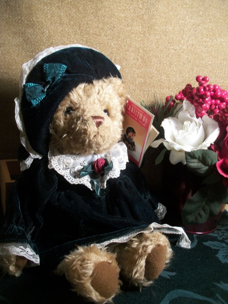 Bernadette Stuffed Plush Fancy Bear Christmas Around the World House of Lloyd