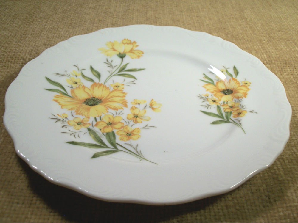 Serving Plate VTG Inarco Fine China Handpainted Porcelain Decorative Platter
