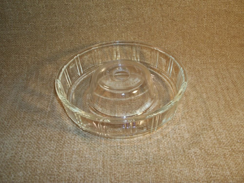 VTG GLASBAKE Queen Anne Glass Donut Dish Round Mold Kitchen Ovenware Bakeware