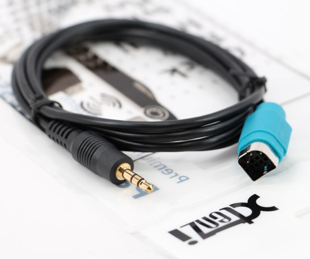 Xtenzi KCE-237B - Fullspeed to Mini Jack Adapter Alpine Kce-237b