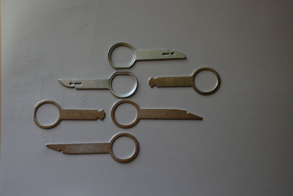 Porsche Audi VW Mercedes Headunit Radio Removal Key Tool (3 Pair) (Ref# 86-9001)