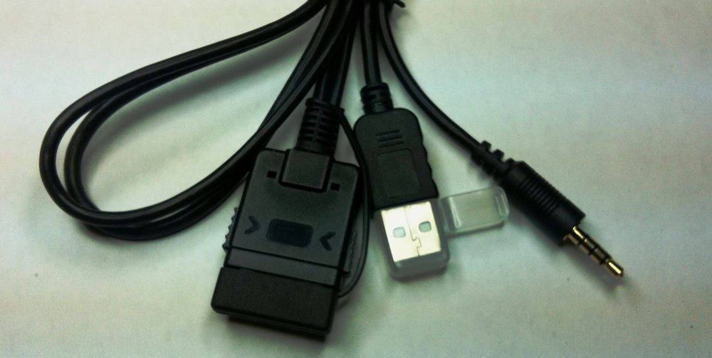 Iphone Ipod Touch Nano Ipad Audio Video Direct AUX USB Interface Adapter Cable