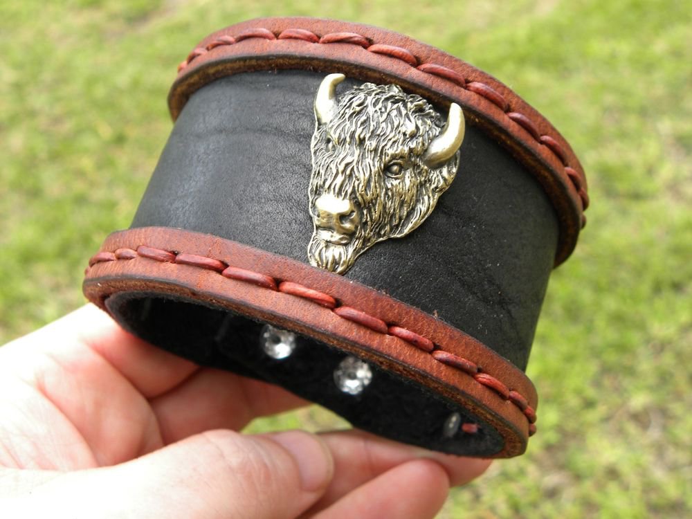 Men`s Bracelet Genuine Buffalo Leather Buffalo Head Indian style Ketoh
