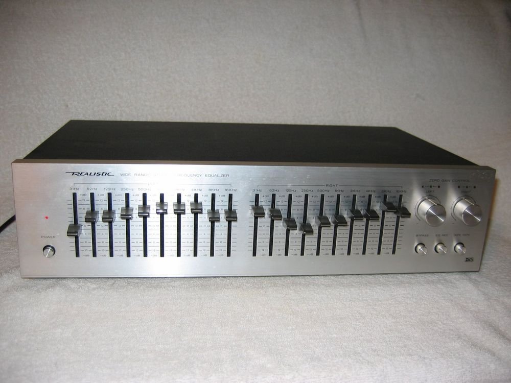 Vintage Realistic 10 Band Stereo Frequency Graphic Equalizer 31-2000A & Box