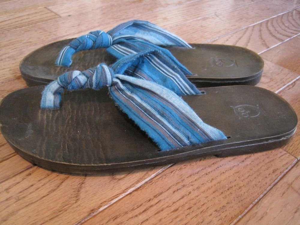 Mossimo Thong Flip Flops Sandal Size 5 Blue/Turquoise Stripe Knotted Fabric