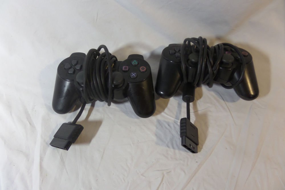 2 Playstation 2 Black Wired Controller PS2