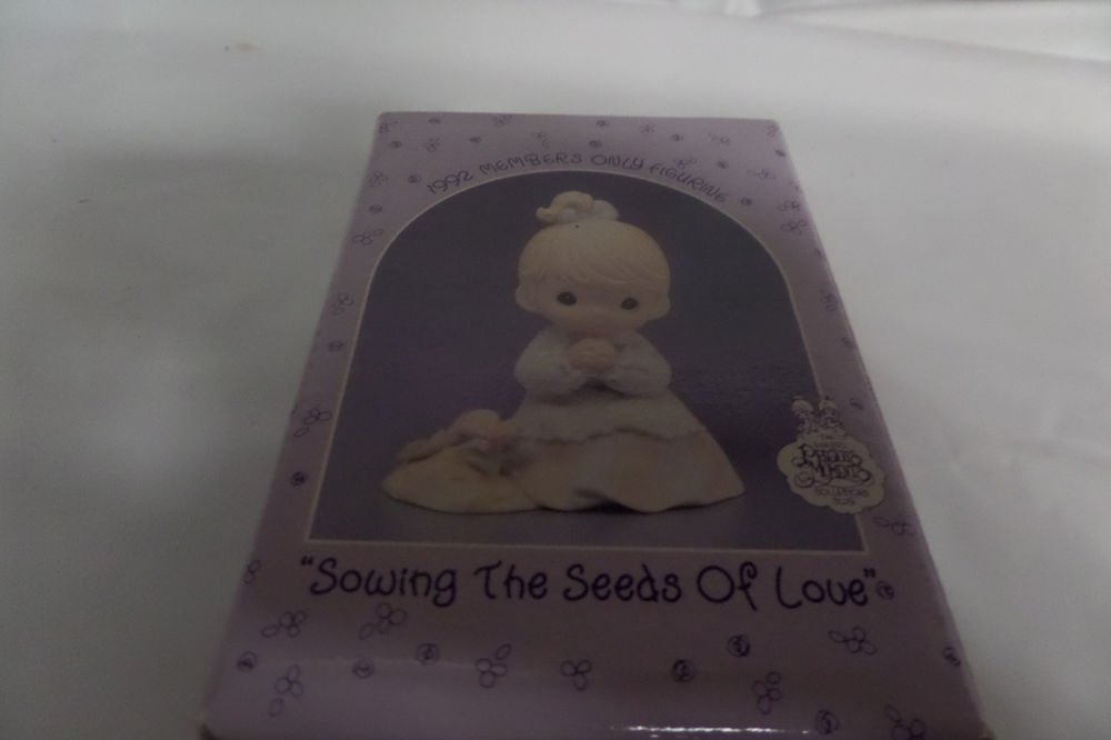 Precious Moments 1992 Sowing the Seeds of Love PM922