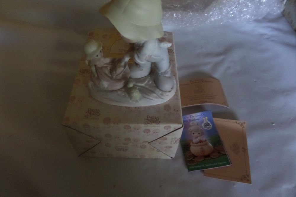 Precious Moments 1993 Nothing Can Dampen the Spirit of Caring 603864