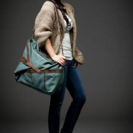 6. MESSENGER Iâ„¢ Canvas & Leather shoulder bag messenger. Green. FREE DELIVERY
