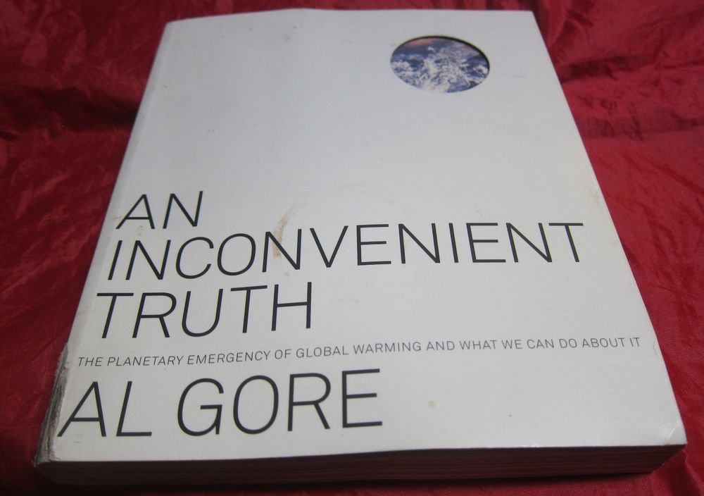 An Inconvenient Truth by Al Gore~paperback book~FREE US SHIPPING