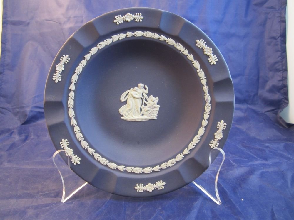 Wedgwood Jasperware 7 inch Dish Plate Ashtray Dark Blue Cobalt circa 1909-1930