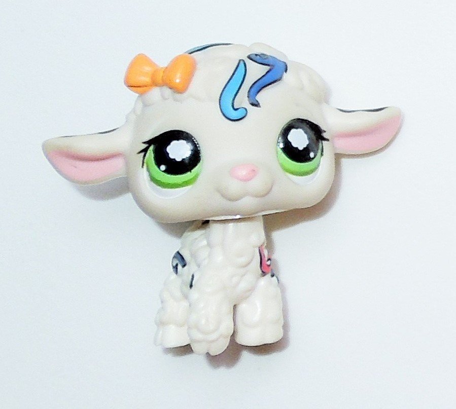 2009 Hasbro Littlest Pet Shop Postcard Pets #1068 White Lamb Sheep Green Eyes for sale online 