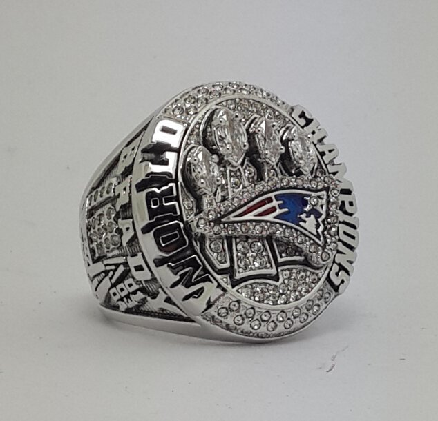 2014 2015 New England Patriots XLIX Super Bowl championship ring Tom Brady football size 8-14 Solid