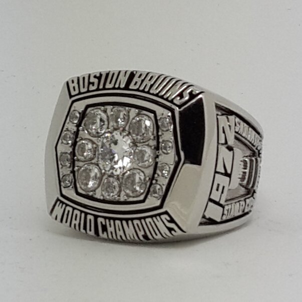 Boston Bruins 1972 Stanley Cup championship ring BOBBY ORR size 9-14 US Back Solid