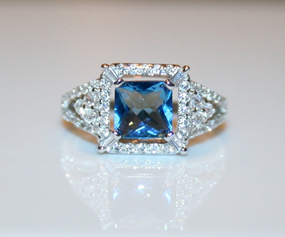 STERLING SILVER 7MM 1.6CT PRINCESS CUT FACETED BLUE TOPAZ CZ RING