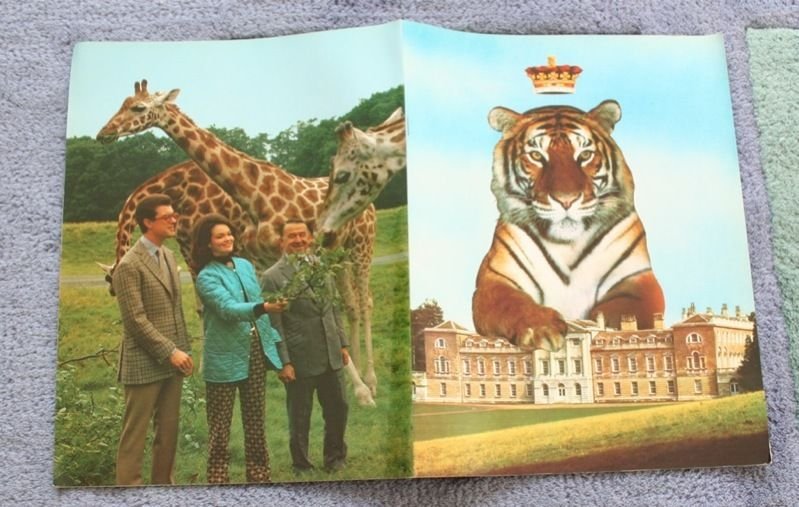 MID 1970'S WOBURN WILD ANIMAL KINGDOM SOUVENIR BROCHURE