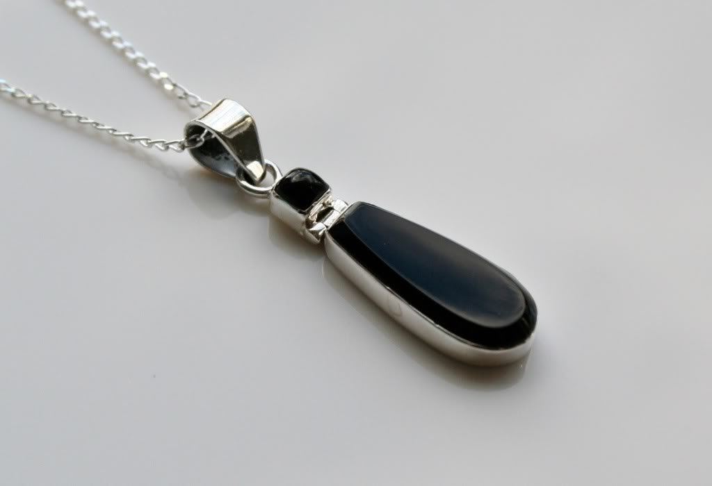 HANDCRAFTED ART DECO STYLE STERLING SILVER BLACK ONYX PENDANT & CHAINÂ