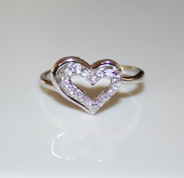 PRETTY STERLING SILVER PAVE SET CZ HEART RING SIZE P