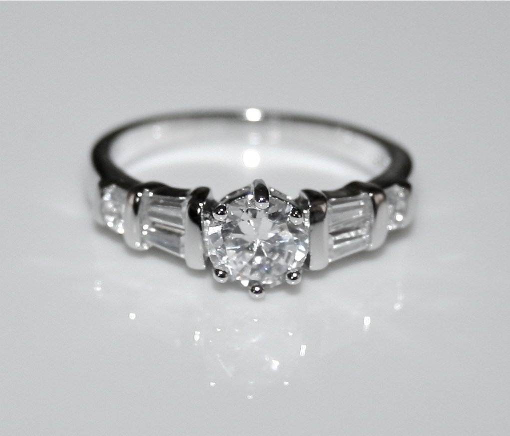 STERLING SILVER 6MM 0.75CT CZ SOLITAIRE RING (SIZES L - R)