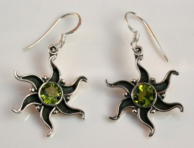 GORGEOUS OXIDISED STERLING SILVER PERIDOT EARRINGSÂ