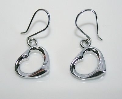 PRETTY 925 STERLING SILVER HEART EARRINGS