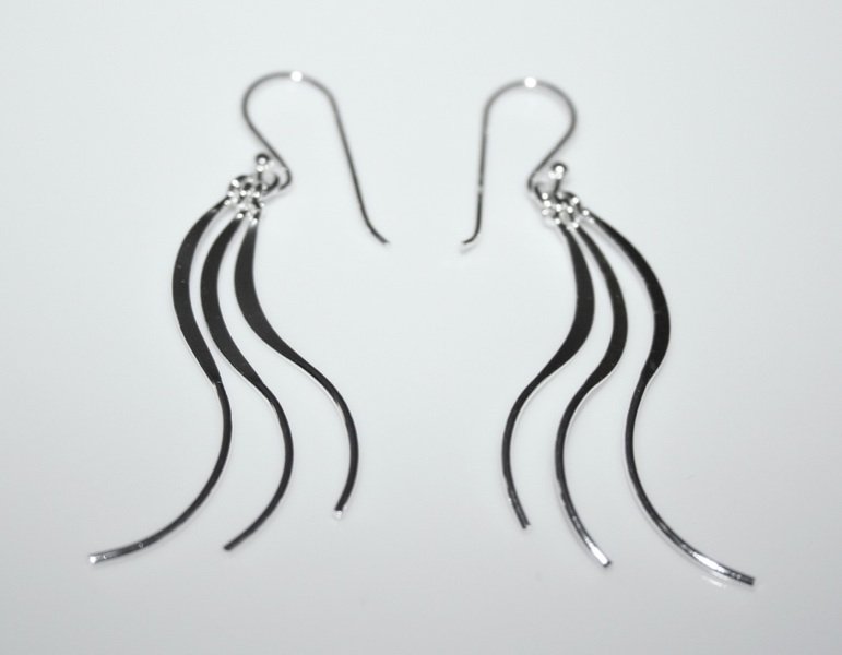 925 STERLING SILVER WAVY DROP EARRINGS