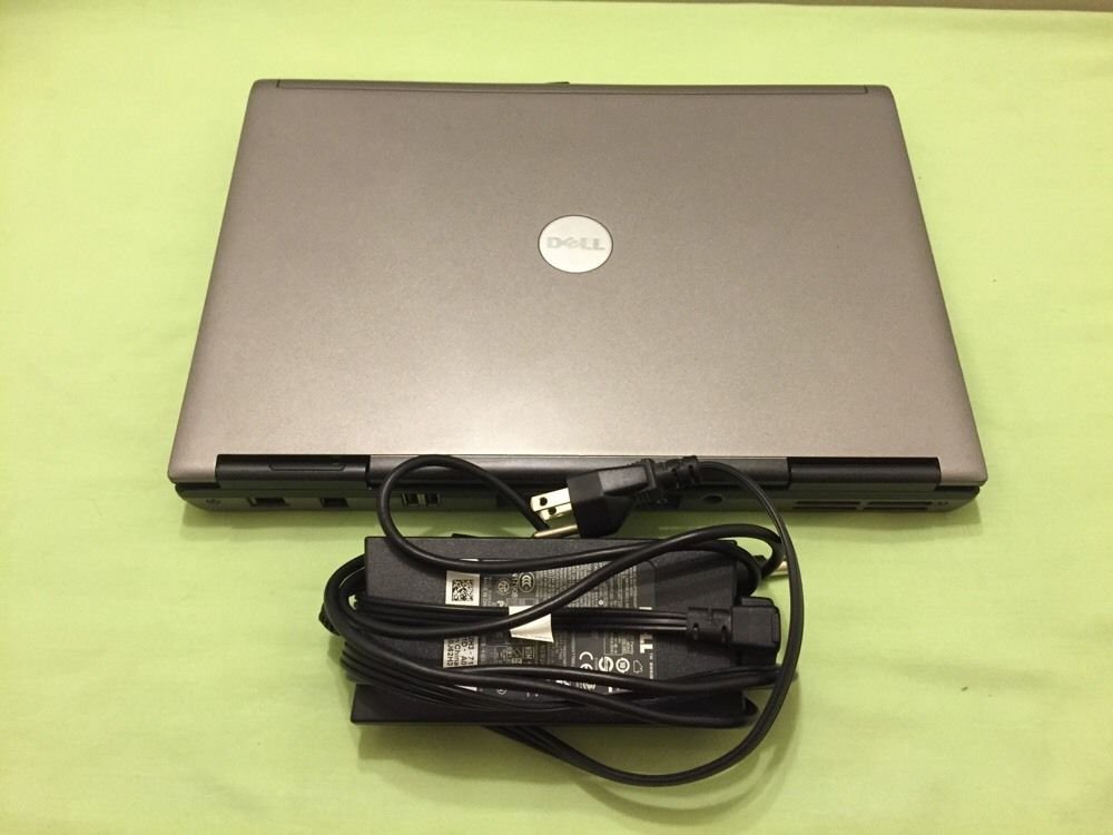 Dell Latitude D630/Core 2Duo/1.80GHz/1GB RAM/120GB HDD/XP OS/CD -RW DVD/No batt