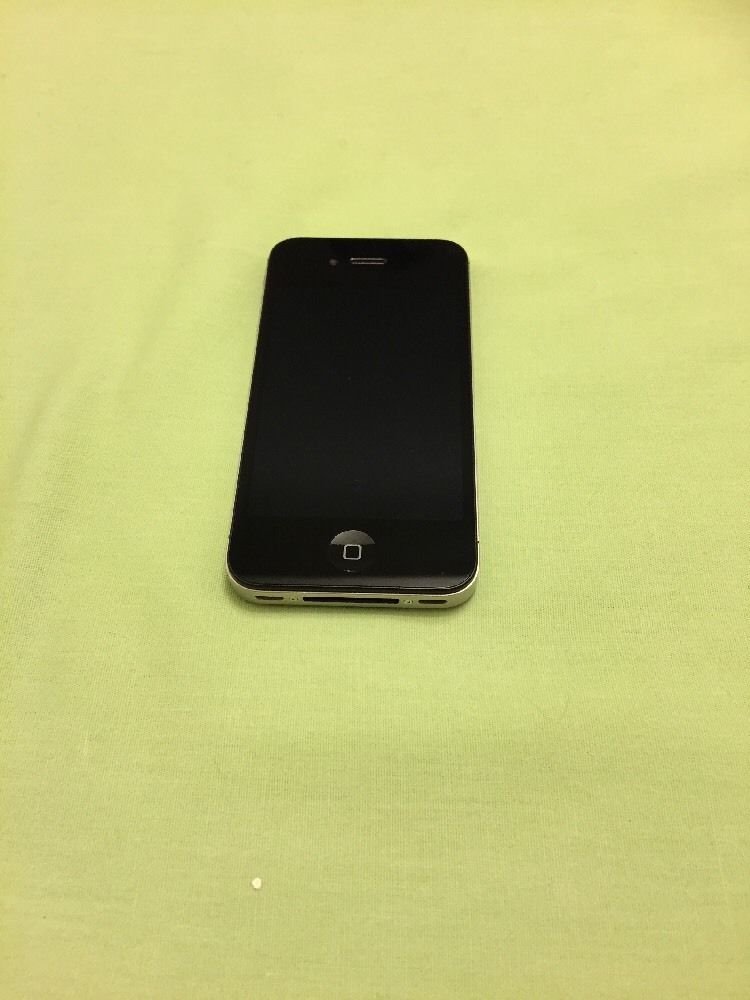 Apple iPhone 4- 32GB - Black (Verizon) Smartphone **Read Description**