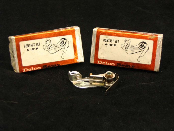 Ignition points (2 contact sets) Delco-Remy A-101P NOS