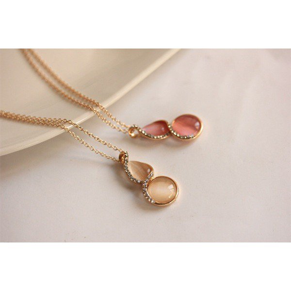 Elegant Crystal & Gemstone Necklace