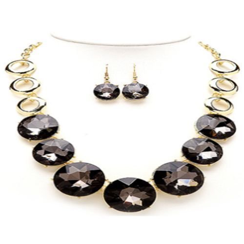 GLASS STONE HALO ROUND NECKLACE EARRING SET FACETED 16 INCH LONG 3 INCH EXT
