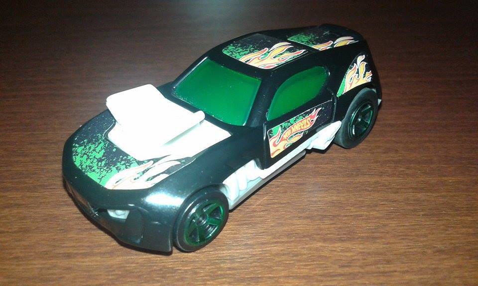 Hot Wheels--black & green car