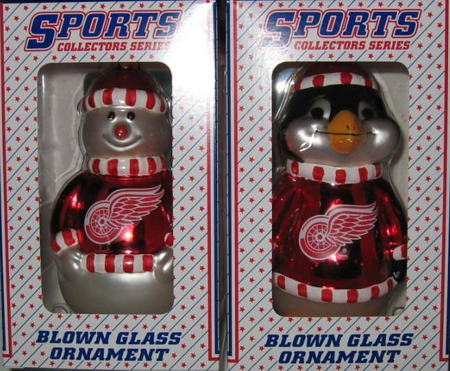 Detroit Red Wings Glass Snowman & Penguins Christmas Tree Ornament Set Gift