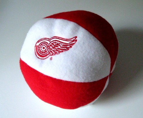 Detroit Red Wings Plush Ball Baby Rattle Toy Gift