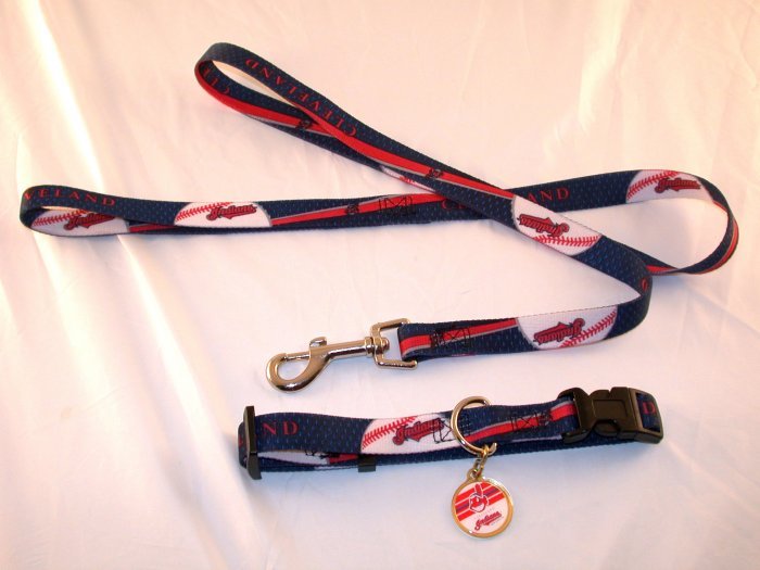 Cleveland Indians Pet Dog Leash Set Collar ID Tag Gift Size Medium