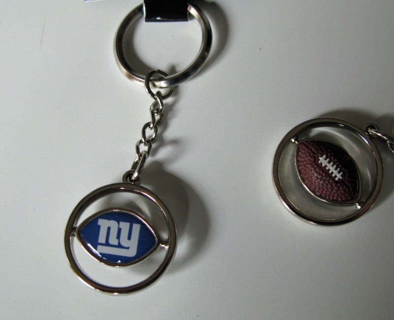 New York Giants Rubber Football Spinner Keychain Key Ring