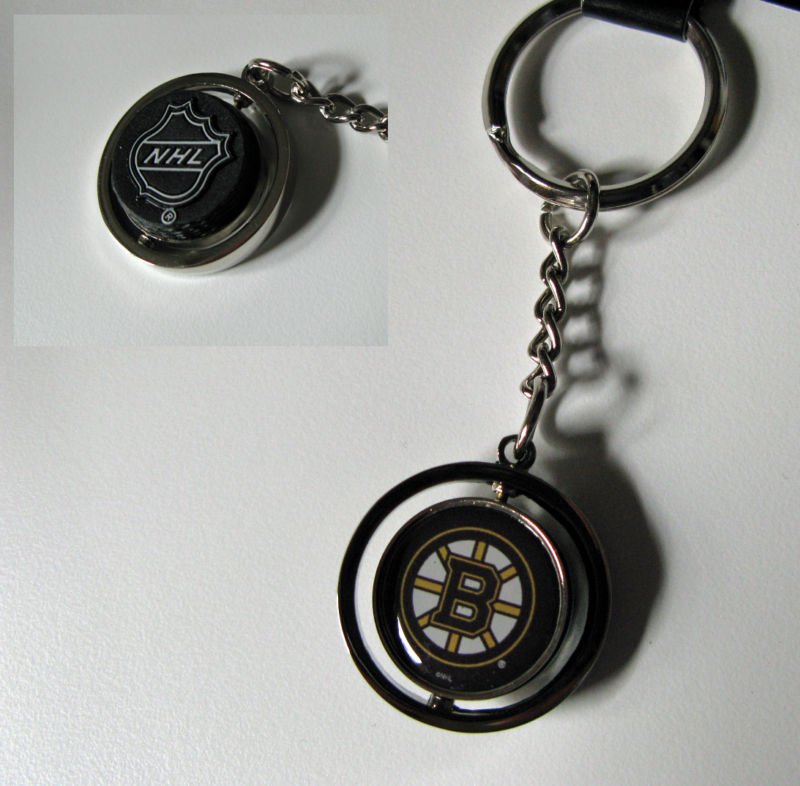 Boston Bruins Rubber Puck Spinner Keychain Key Ring