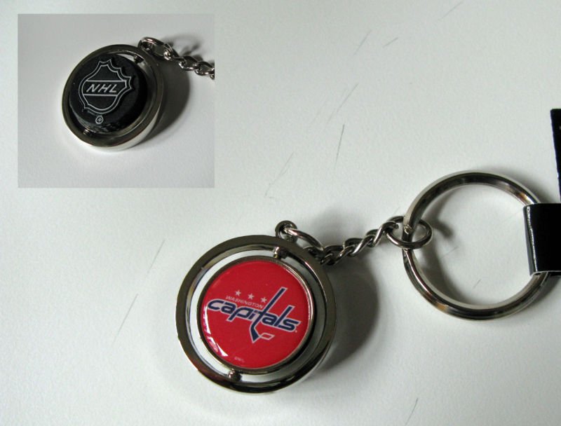 Washington Capitals Rubber Puck Spinner Keychain Key Ring
