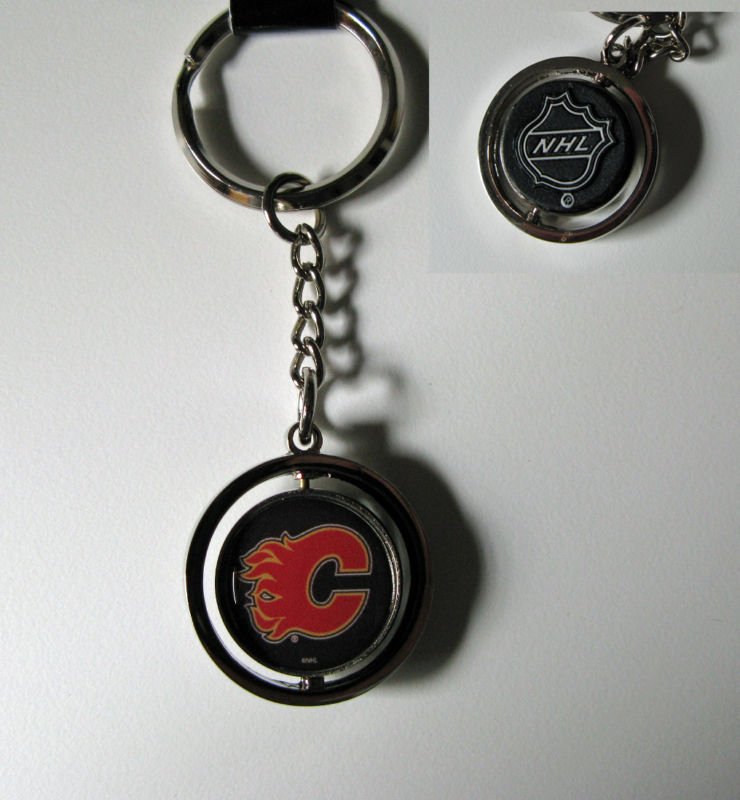 Calgary Flames Rubber Puck Spinner Keychain Key Ring