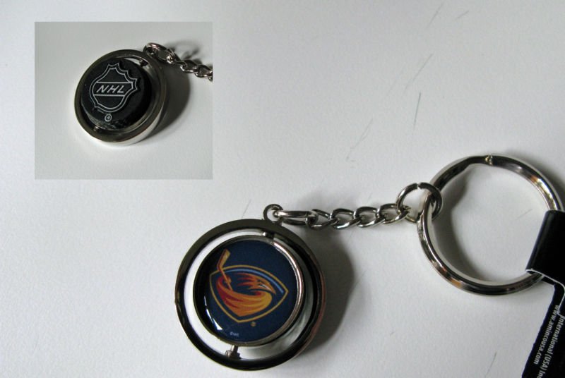 Atlanta Thrashers Rubber Puck Spinner Keychain Key Ring