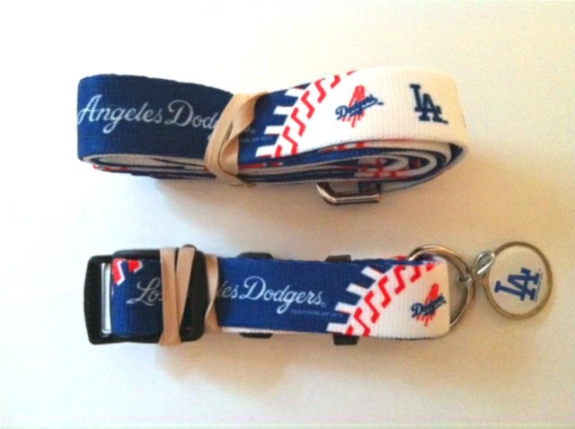 Los Angeles Dodgers Pet Dog Leash Set Collar ID Tag Large