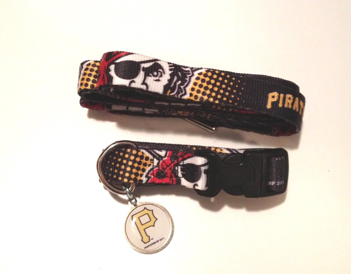 Pittsburgh Pirates Pet Dog Leash Set Collar ID Tag Large