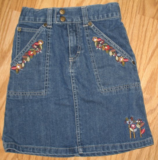 Oshkosh B'gosh Jean skirl w/floral embroidery