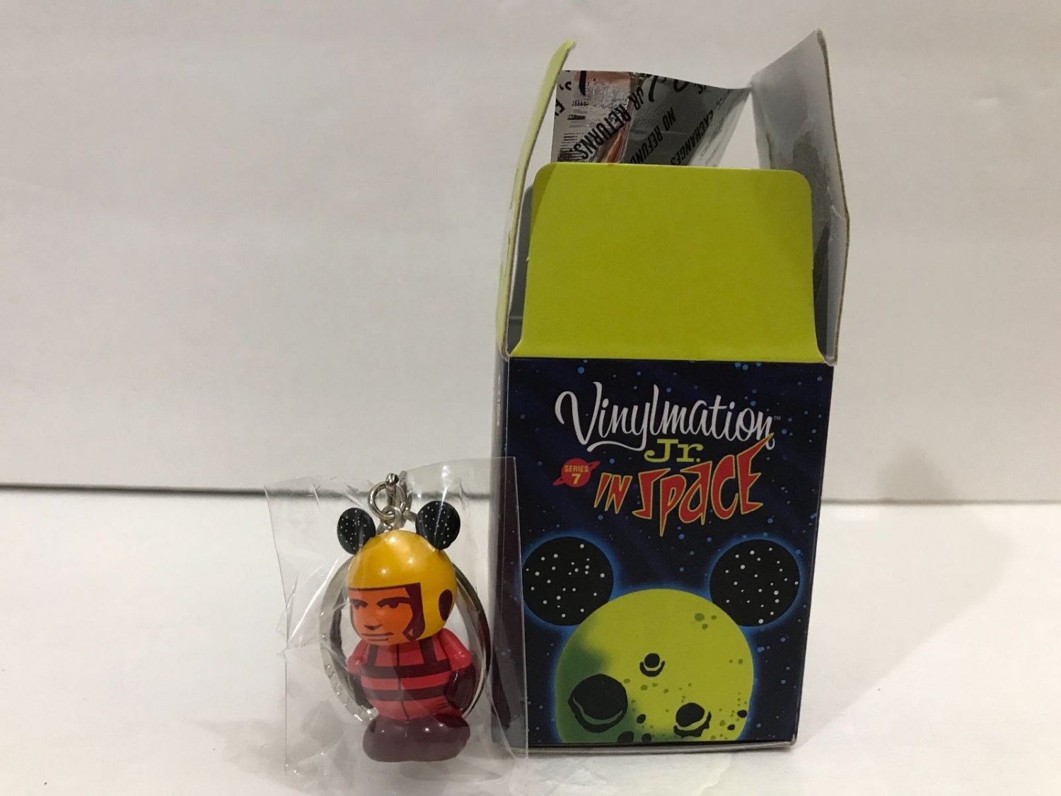 Disney Park Vinylmation Series 7 Junior Jr Space Spaceman Keychain New