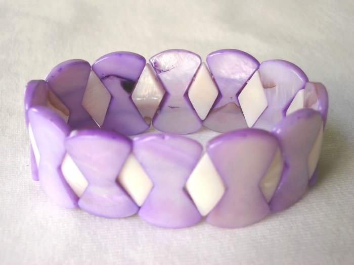 BHX-6027 Natural Shell Bracelet