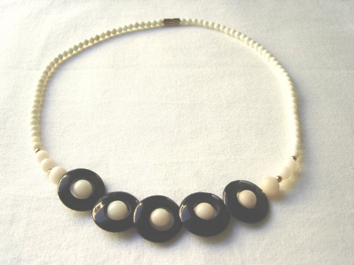 NSP-6006 Black Agate and Shell Necklace