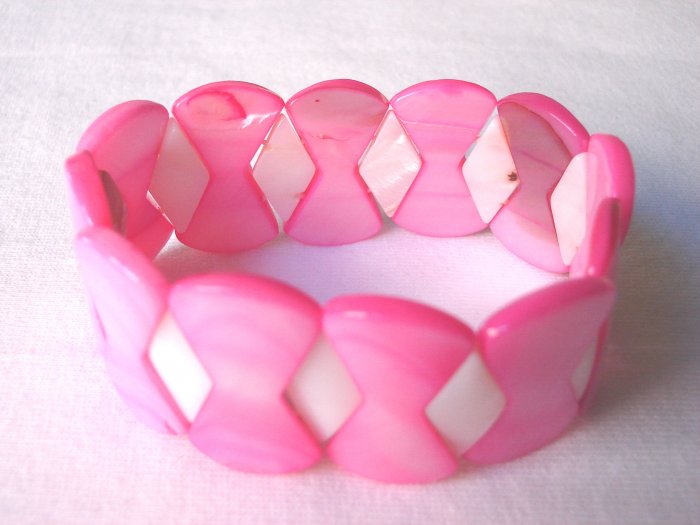 BHX-6024 Natural Shell Bracelet