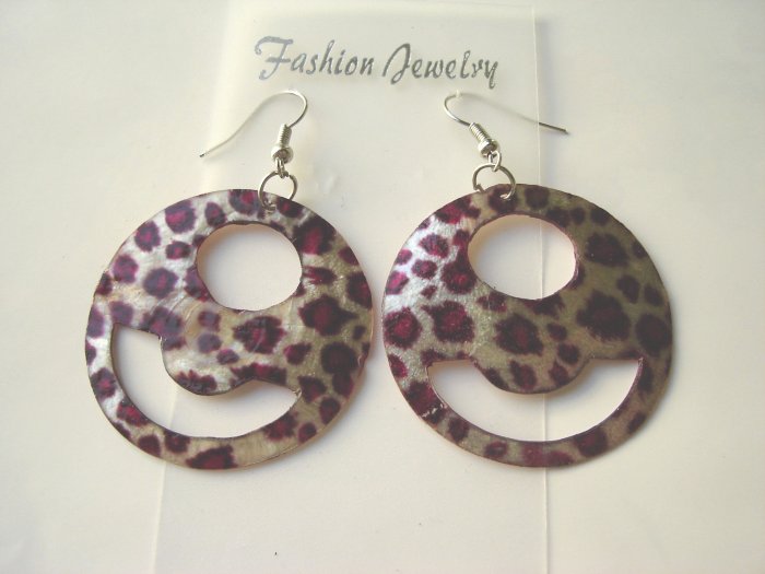 ECL-6001 Natural Shell Earrings