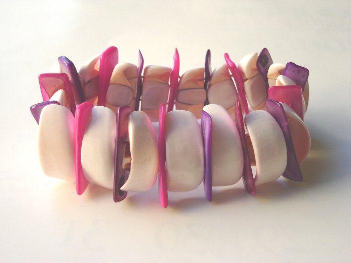 BCQ-9005 Natural Shell Bracelet