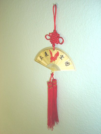 Free shipping--Handmade Goldtone Metal Fan Chinese Knot